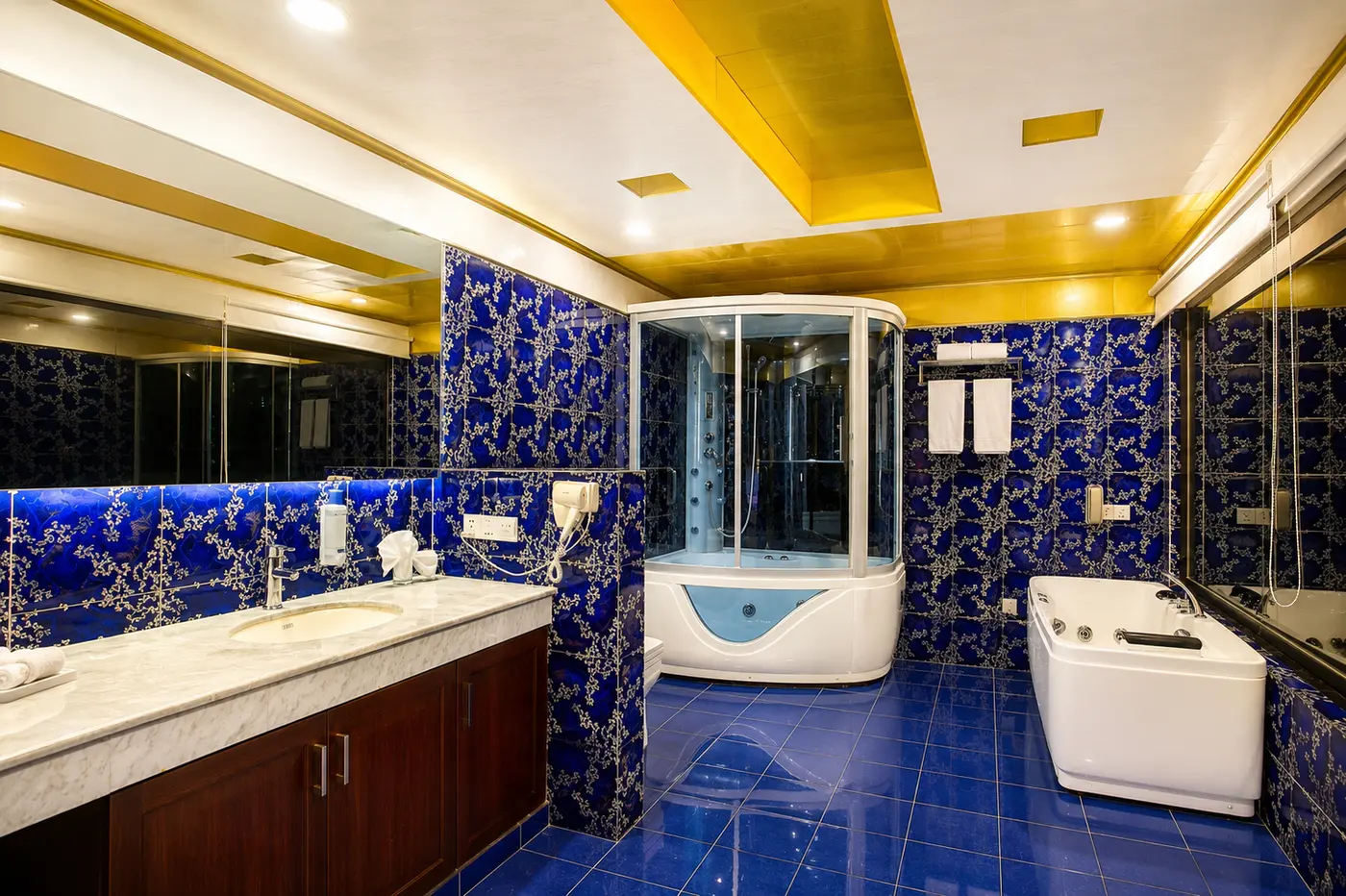 Presidential Suite — image 4